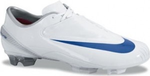 Nike Vapor IV Soccer Cleats