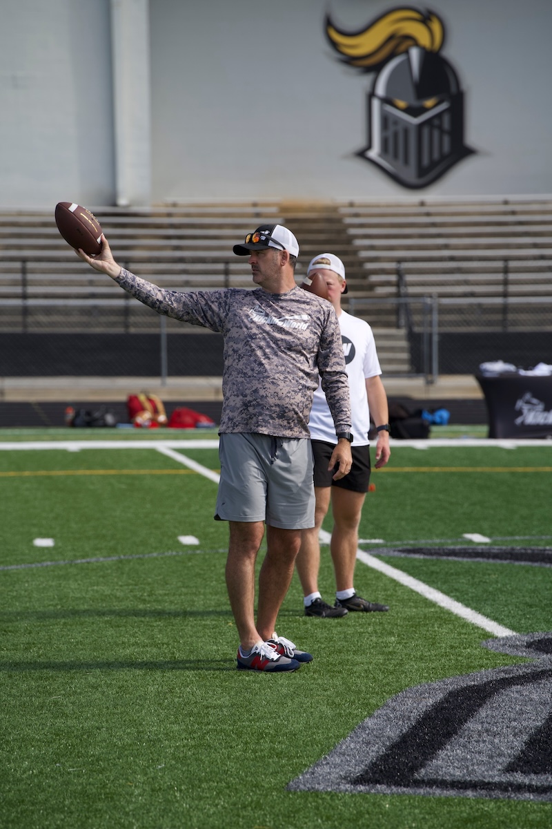 coach alex kicker